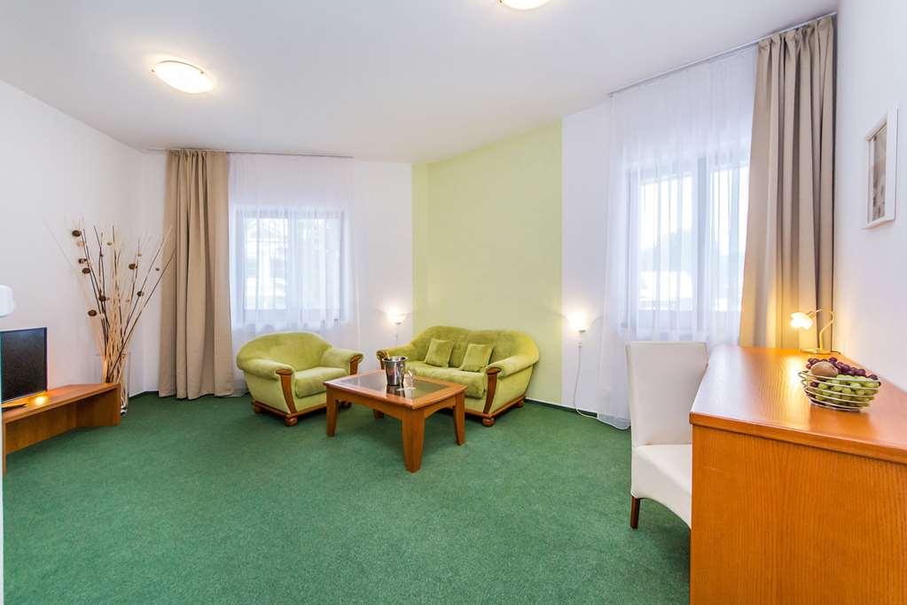 Hotel Horal Rožnov pod Radhoštěm Zimmer foto